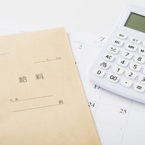 登録販売者の給与・年収はどれくらい？職場や働き方による給与の違いについて